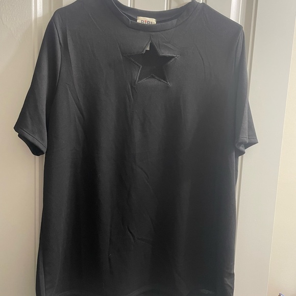 BiBi Star Cutout Short Sleeve T-Shirt, in Black - Picture 2 of 5